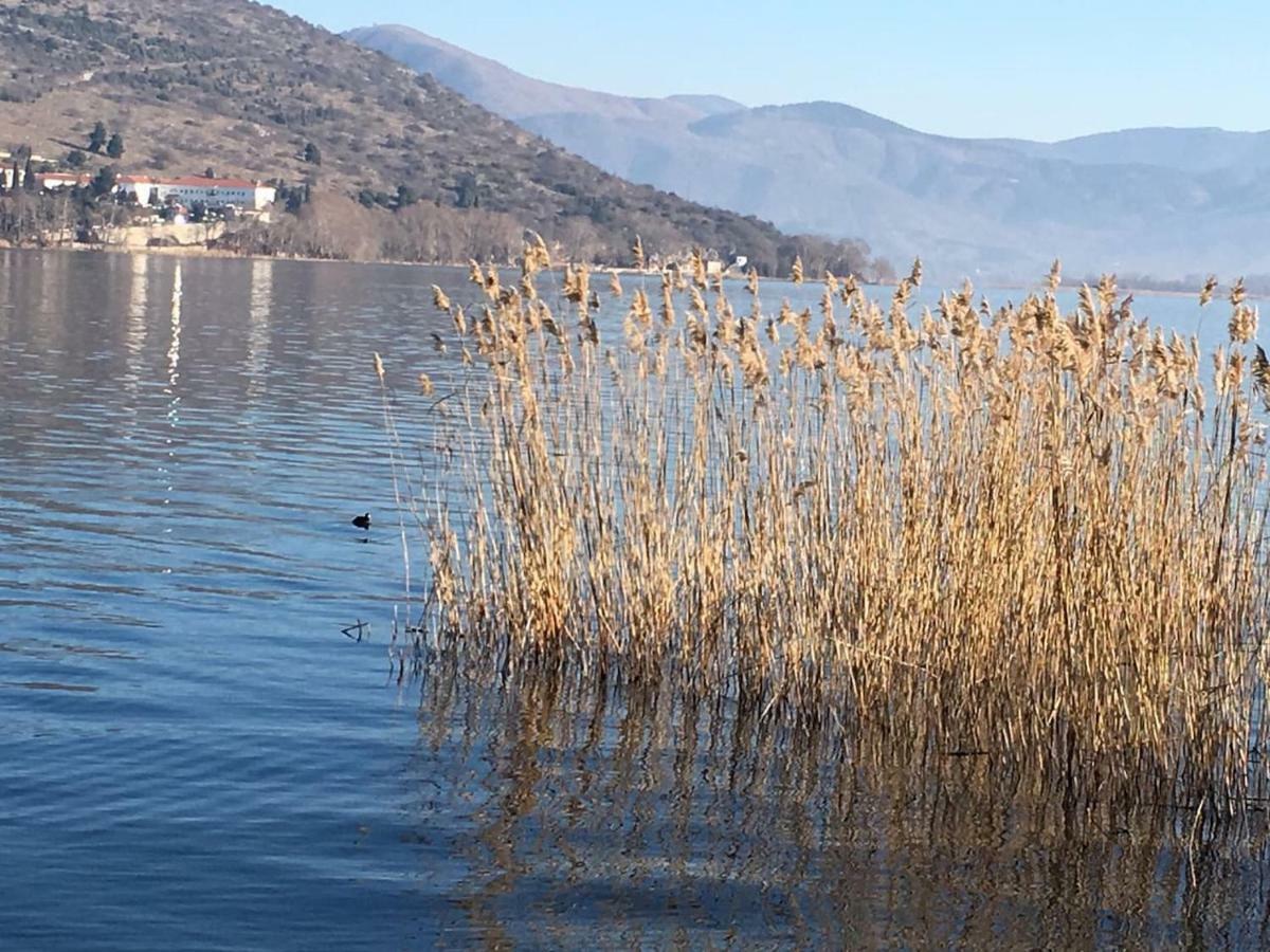 The Little Stone House By The Lake Kastoria Buitenkant foto