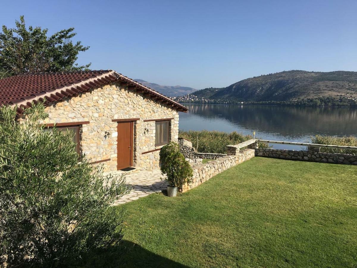 The Little Stone House By The Lake Kastoria Buitenkant foto