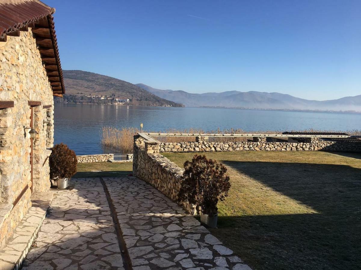 The Little Stone House By The Lake Kastoria Buitenkant foto